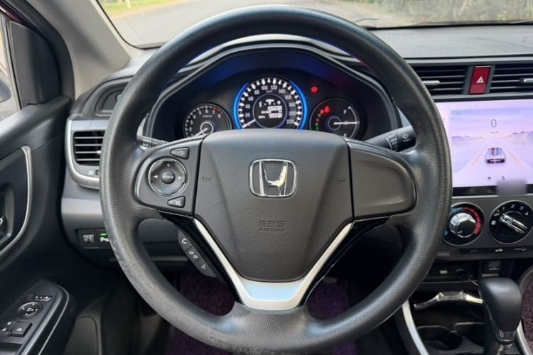 Used Honda Crider 2016 1.8L CVT Luxury Edition Interior 3
