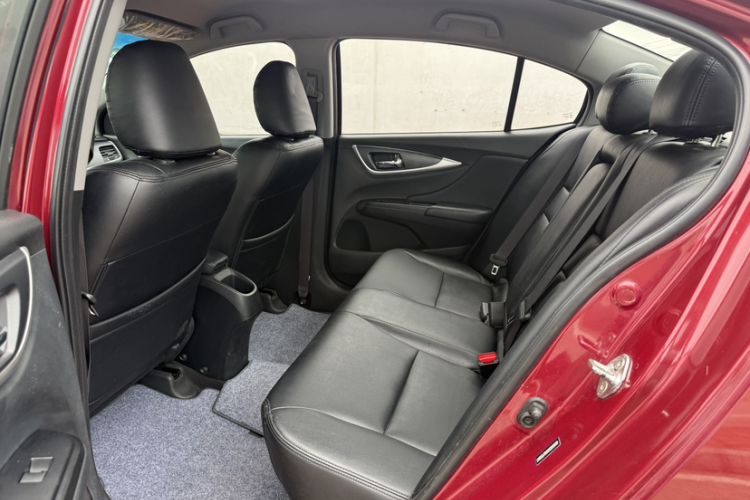 Used Honda Crider 2016 1.8L CVT Comfort Version Interior 3