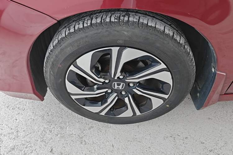 Used Honda Crider 2016 1.8L CVT Comfort Version Left Front Wheel Hub