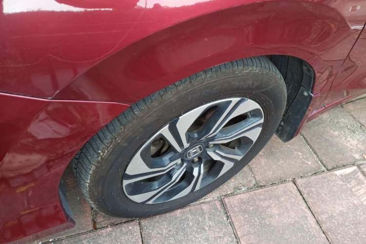 Used Honda Crider 2016 1.8L CVT Luxury Edition Left Front Wheel Hub