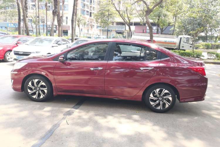 Used Honda Crider 2016 1.8L CVT Luxury Edition Left Side