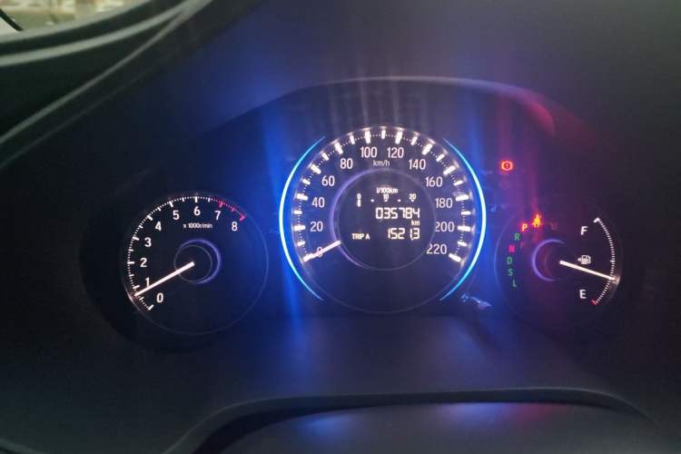 Used Honda Crider 2016 1.8L CVT Luxury Edition Odometer Close Up