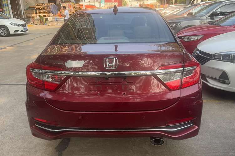 Used Honda Crider 2016 1.8L CVT Luxury Edition Rear