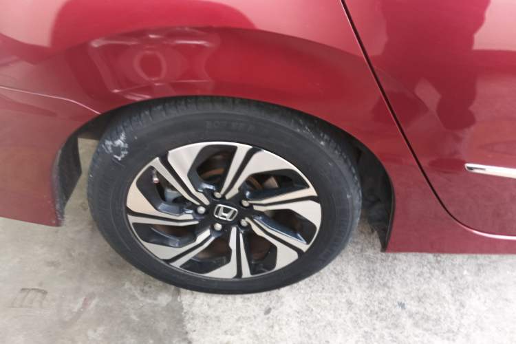 Used Honda Crider 2016 1.8L CVT Comfort Version Right Rear Wheel Hub