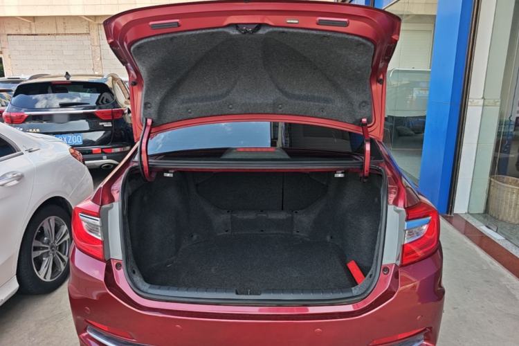 Used Honda Crider 2016 1.8L CVT Luxury Edition Trunk