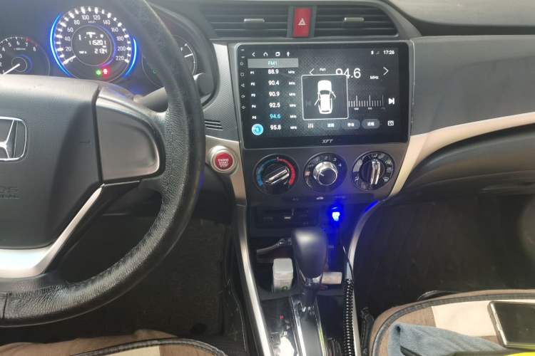 Used Honda Crider 2016 1.8L CVT Luxury Edition Audio And AC Panel