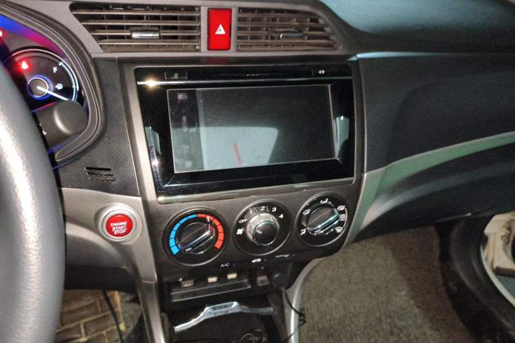 Used Honda Crider 2016 1.8L Manual Luxury Edition Audio And AC Panel