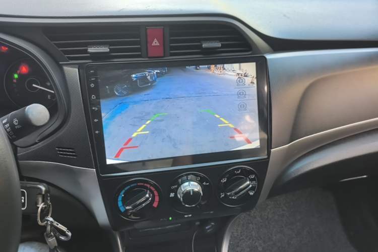 Used Honda Crider 2016 1.8L CVT Comfort Version Audio And AC Panel