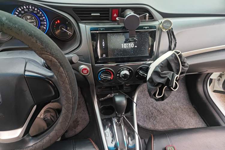 Used Honda Crider 2016 1.8L CVT Luxury Edition Audio And AC Panel