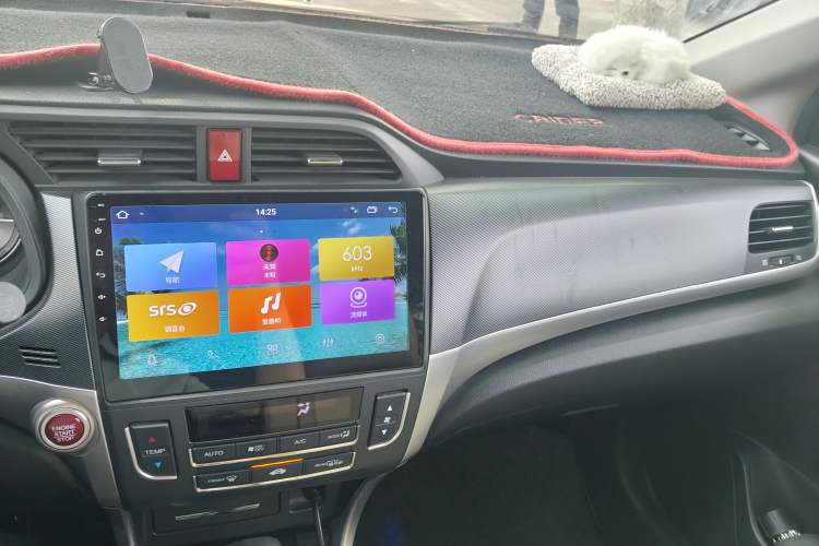 Used Honda Crider 2016 1.8L CVT Leading Edition Audio And AC Panel