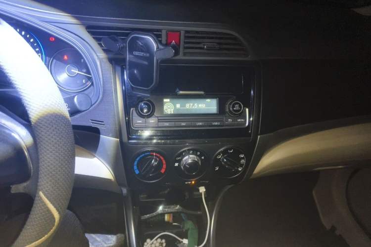 Used Honda Crider 2016 1.8L Manual Fashion Edition Audio And AC Panel