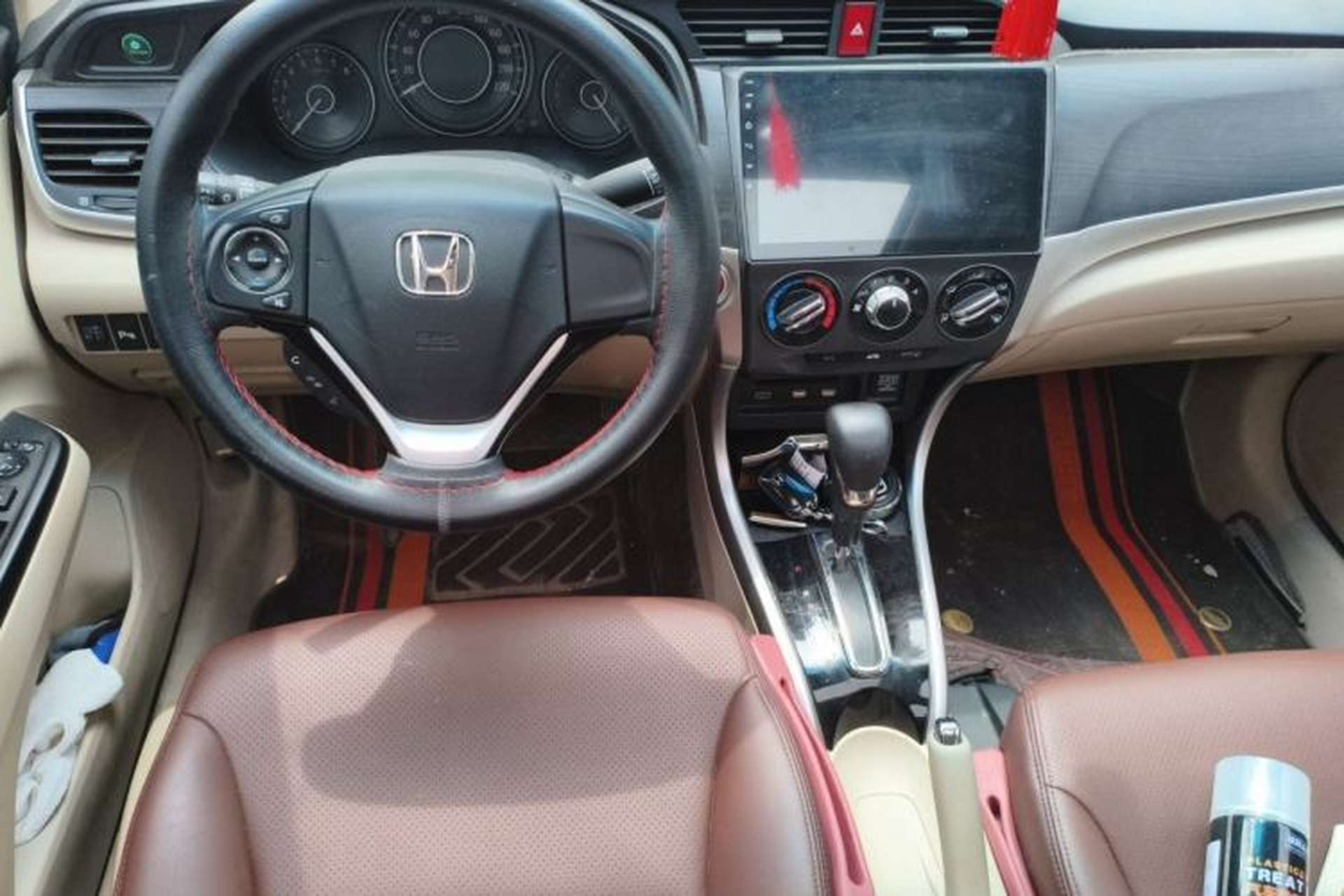 Used Honda Crider 2016 1.8L CVT Luxury Edition Center Console