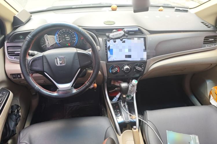 Used Honda Crider 2016 1.8L CVT Comfort Version Center Console