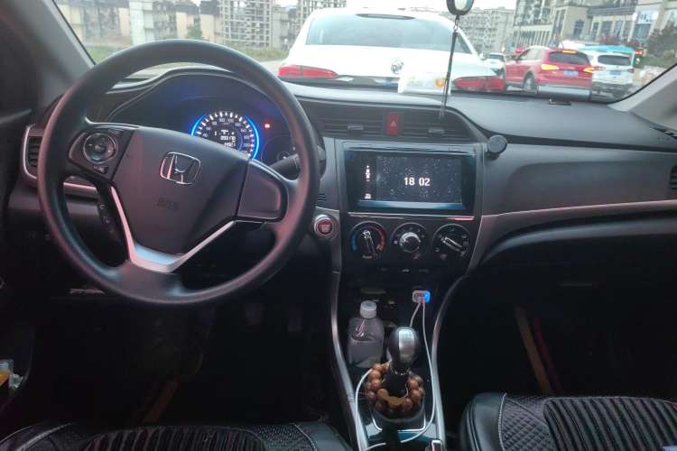 Used Honda Crider 2016 1.8L Manual Luxury Edition Center Console