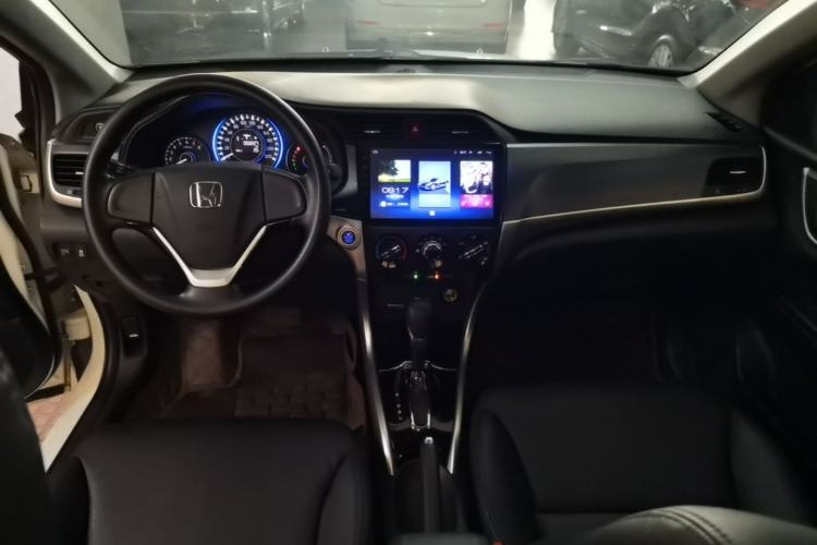 Used Honda Crider 2016 1.8L CVT Comfort Version Center Console