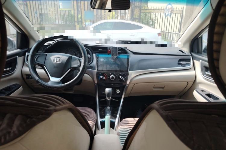 Used Honda Crider 2016 1.8L CVT Comfort Version Center Console