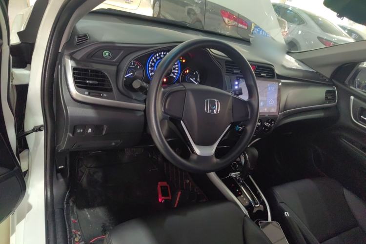 Used Honda Crider 2016 1.8L CVT Comfort Version Center Console