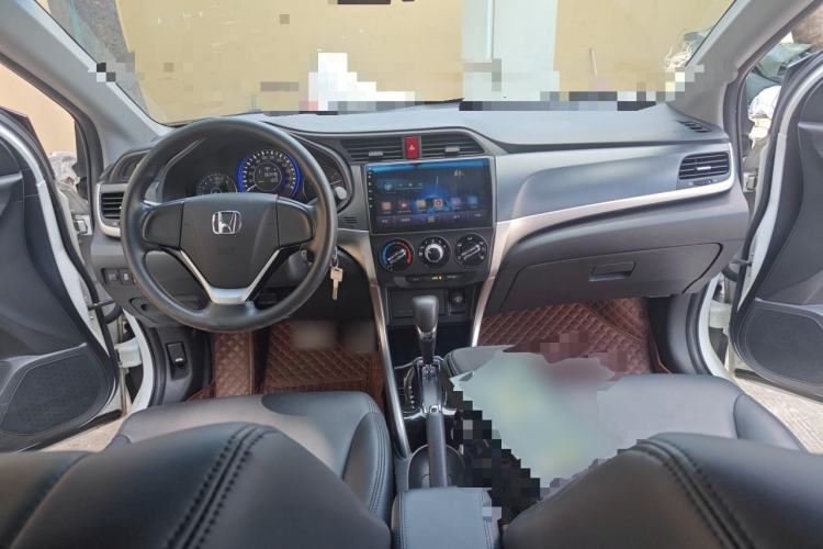 Used Honda Crider 2016 1.8L CVT Comfort Version Center Console