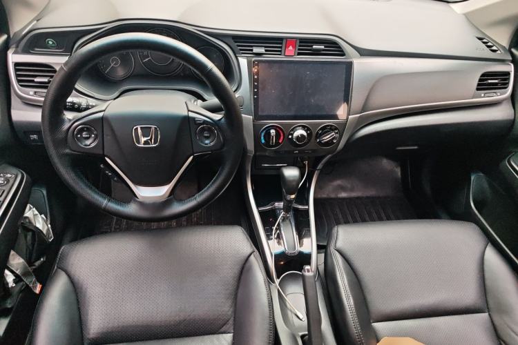 Used Honda Crider 2016 1.8L CVT Comfort Version Center Console