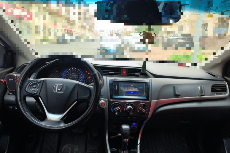 Used Honda Crider 2016 1.8L CVT Luxury Edition Center Console