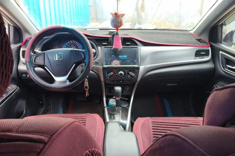 Used Honda Crider 2016 1.8L CVT Comfort Version Center Console