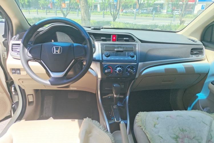 Used Honda Crider 2016 1.8L CVT Comfort Version Center Console