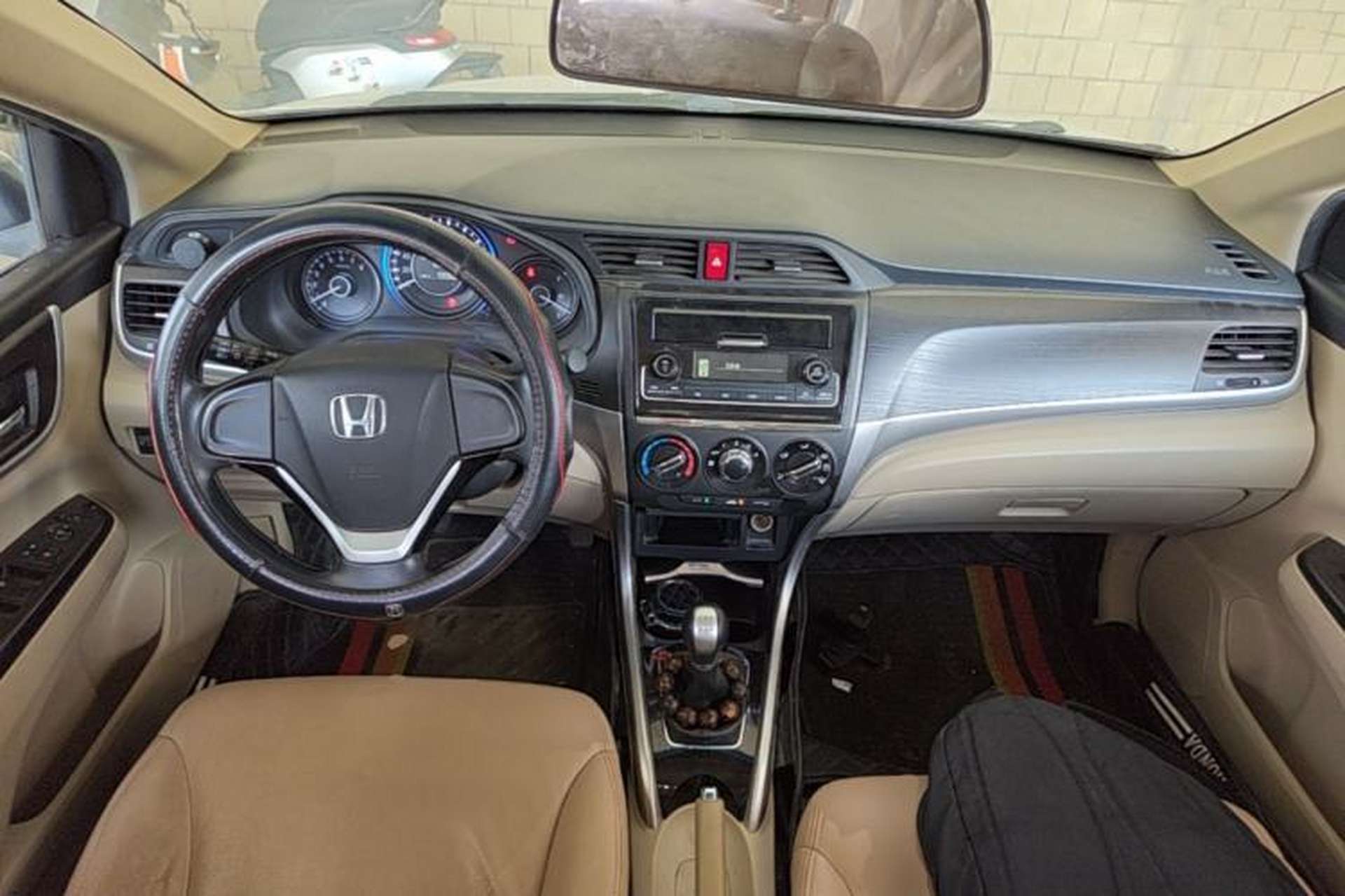 Used Honda Crider 2016 1.8L Manual Fashion Edition Center Console