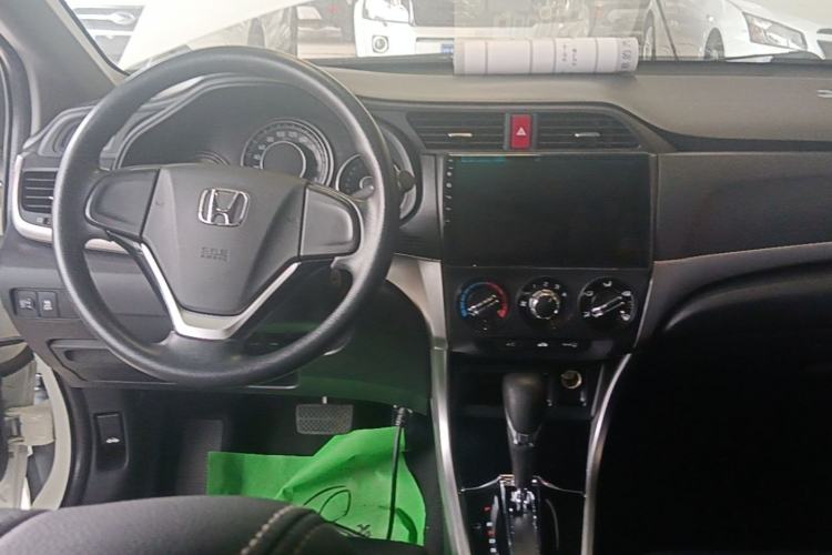 Used Honda Crider 2016 1.8L CVT Comfort Version Center Console