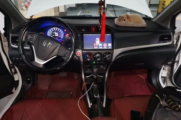 Used Honda Crider 2016 1.8L CVT Luxury Edition Center Console
