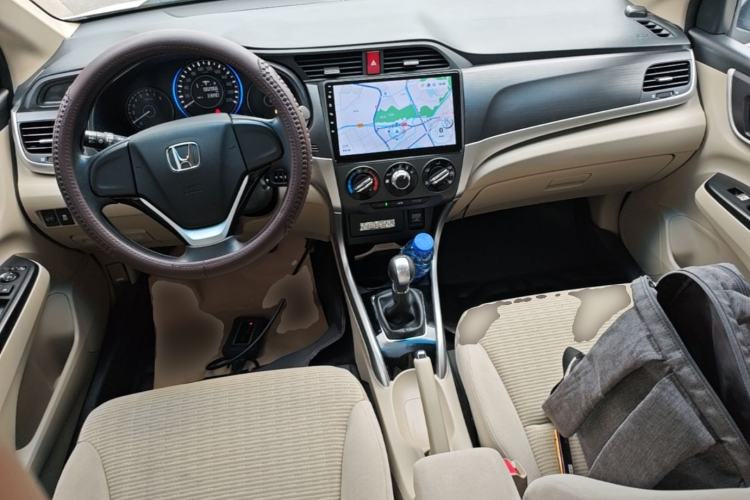 Used Honda Crider 2016 1.8L Manual Fashion Edition Center Console