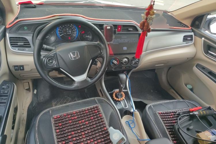 Used Honda Crider 2016 1.8L CVT Comfort Version Center Console
