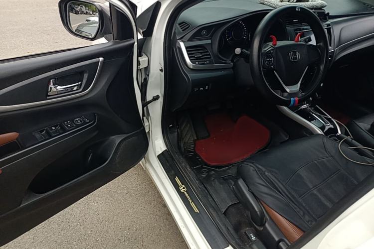 Used Honda Crider 2016 1.8L CVT Luxury Edition Driver Seat