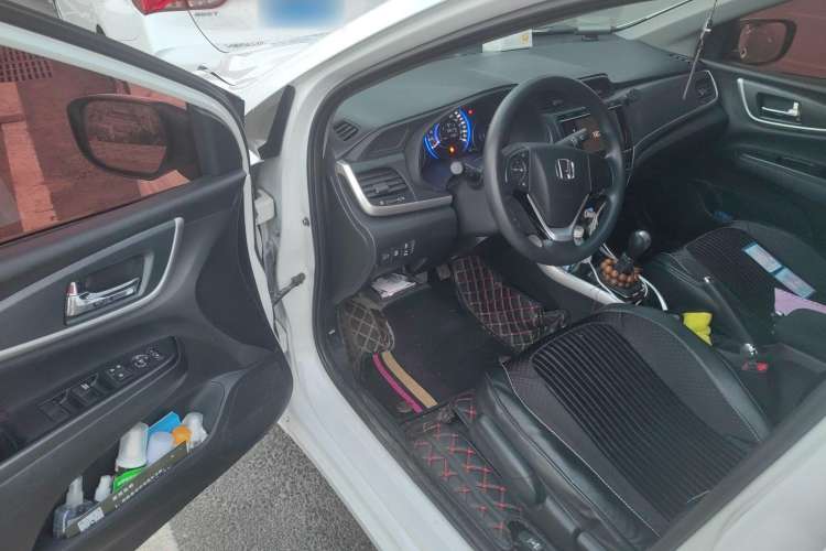 Used Honda Crider 2016 1.8L Manual Luxury Edition Driver Seat