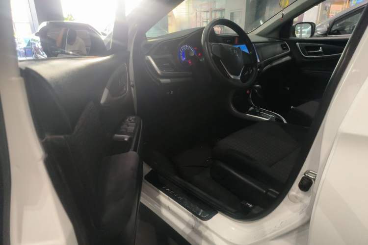 Used Honda Crider 2016 1.8L CVT Comfort Version Driver Seat