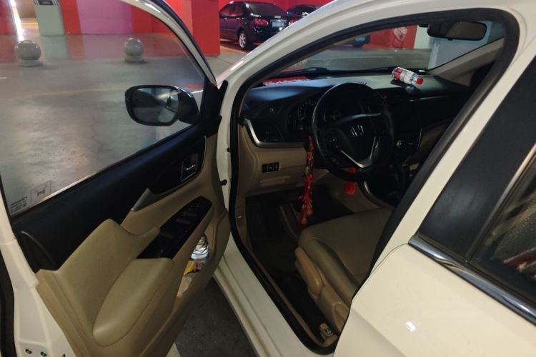 Used Honda Crider 2016 1.8L CVT Luxury Edition Driver Seat