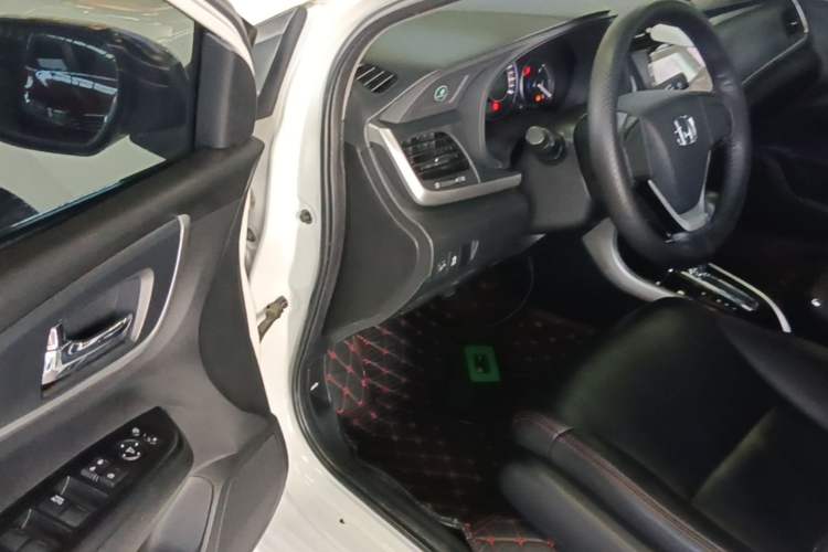 Used Honda Crider 2016 1.8L CVT Comfort Version Driver Seat