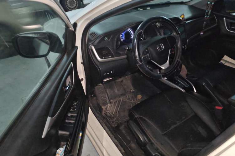 Used Honda Crider 2016 1.8L CVT Luxury Edition Driver Seat