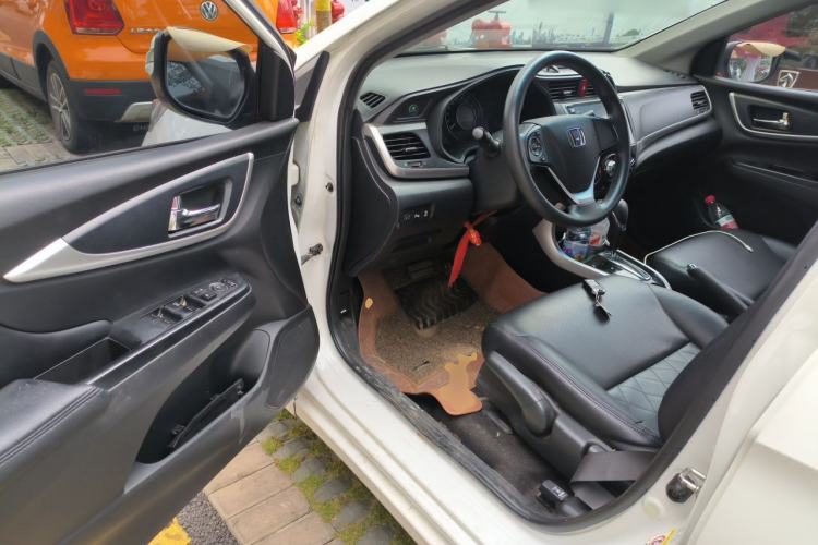 Used Honda Crider 2016 1.8L CVT Luxury Edition Driver Seat