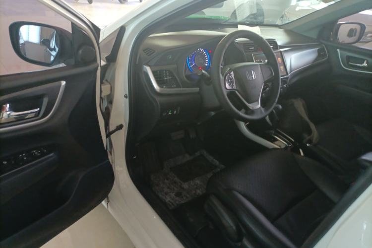 Used Honda Crider 2016 1.8L CVT Luxury Edition Driver Seat