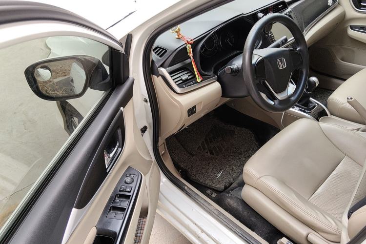 Used Honda Crider 2016 1.8L Manual Fashion Edition Driver Seat