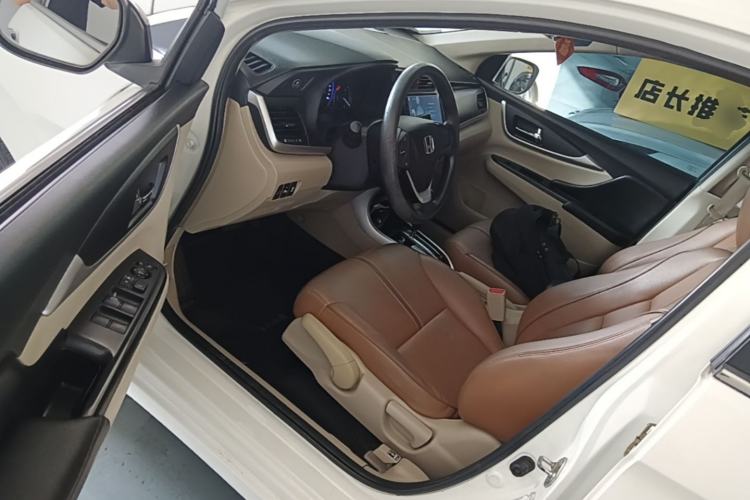 Used Honda Crider 2016 1.8L CVT Luxury Edition Driver Seat