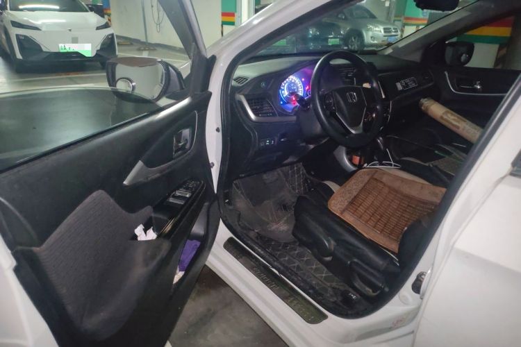 Used Honda Crider 2016 1.8L CVT Luxury Edition Driver Seat
