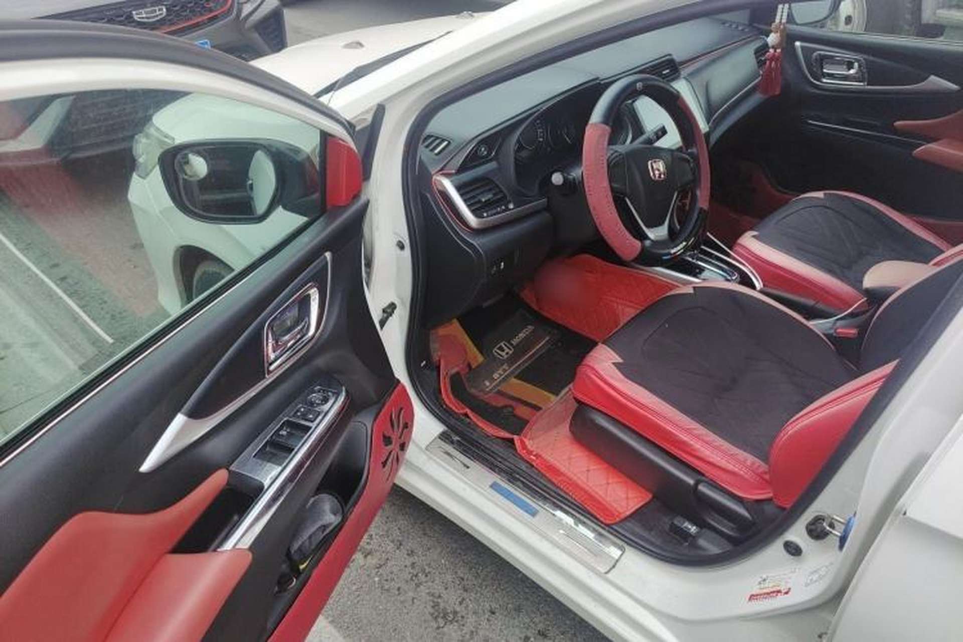 Used Honda Crider 2016 1.8L CVT Comfort Version Driver Seat