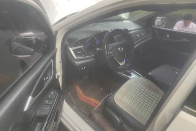 Used Honda Crider 2016 1.8L CVT Luxury Edition Driver Seat