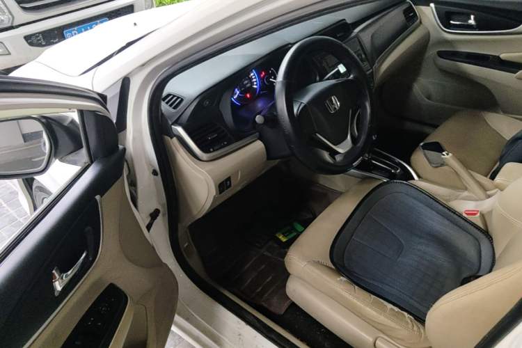 Used Honda Crider 2016 1.8L CVT Comfort Version Driver Seat