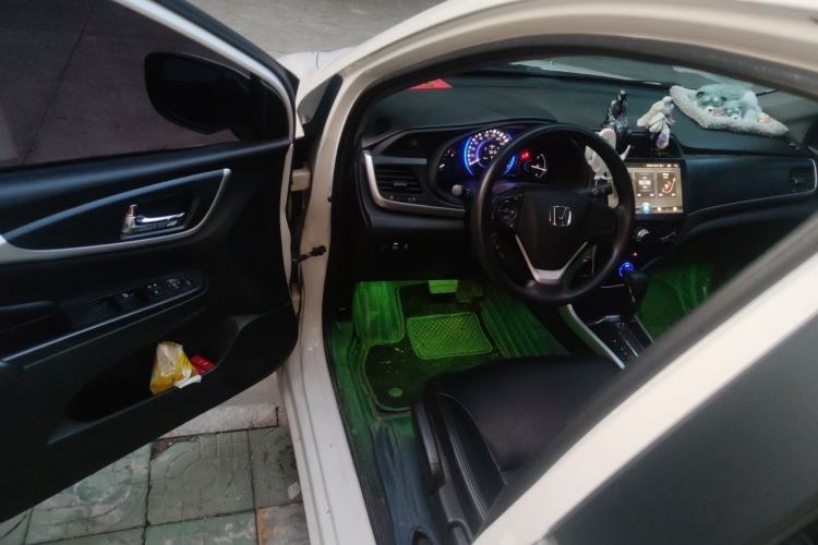 Used Honda Crider 2016 1.8L CVT Luxury Edition Driver Seat