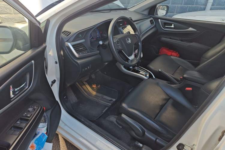 Used Honda Crider 2016 1.8L CVT Luxury Edition Driver Seat