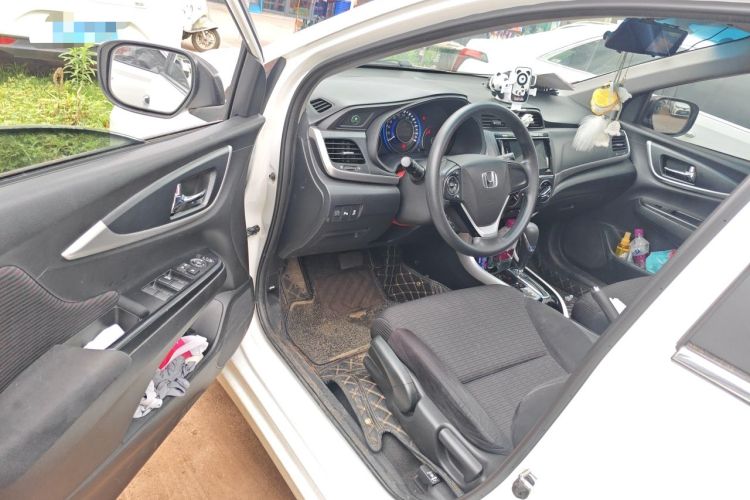 Used Honda Crider 2016 1.8L CVT Luxury Edition Driver Seat