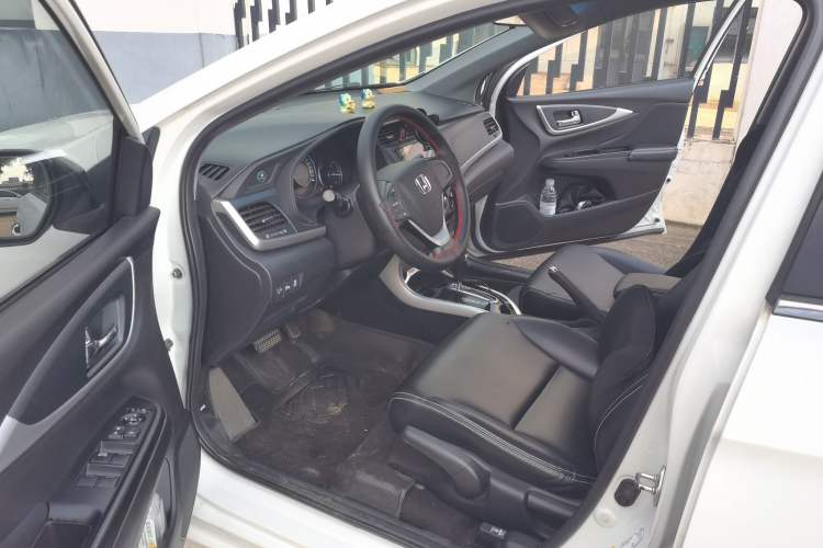 Used Honda Crider 2016 1.8L CVT Luxury Edition Driver Seat