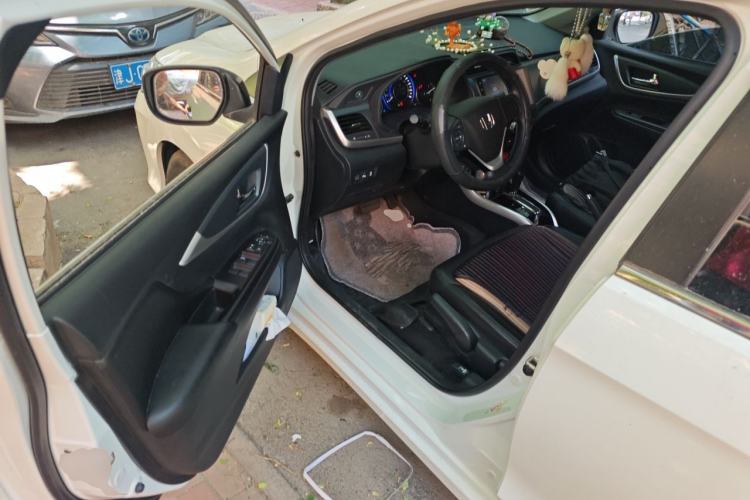 Used Honda Crider 2016 1.8L CVT Luxury Edition Driver Seat